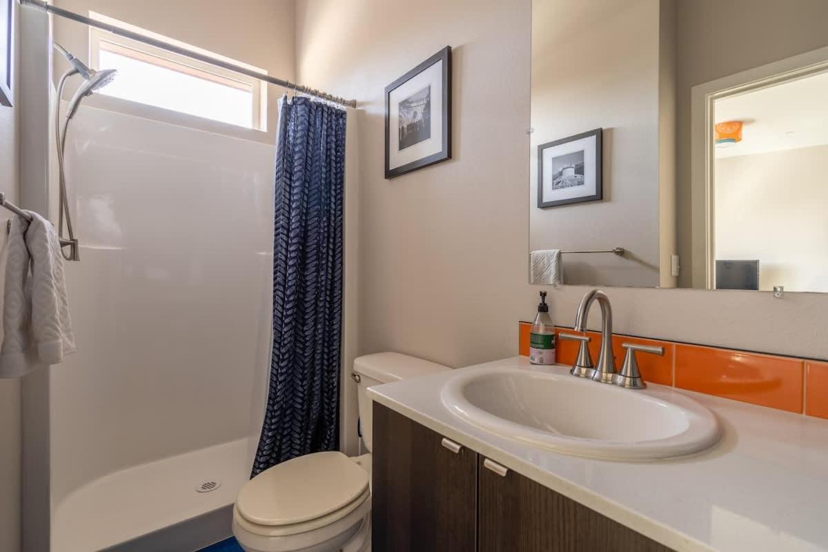 Sunny Studio Apartment - Food Carts, Coffee & Bars Portland Extérieur photo